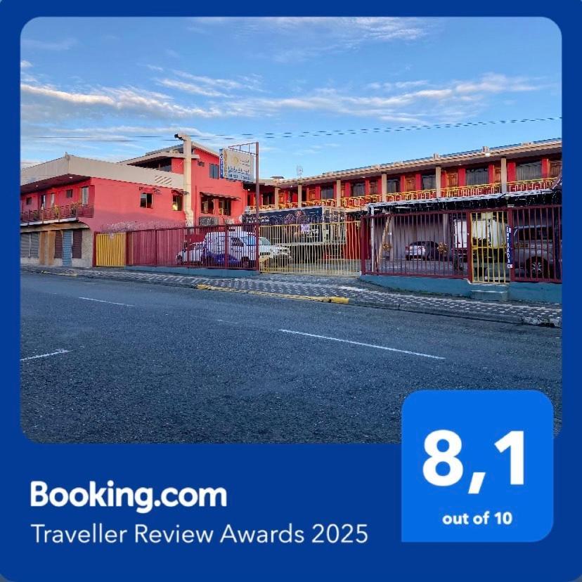 Hotel Costa Del Sol Puerto Limon Bagian luar foto