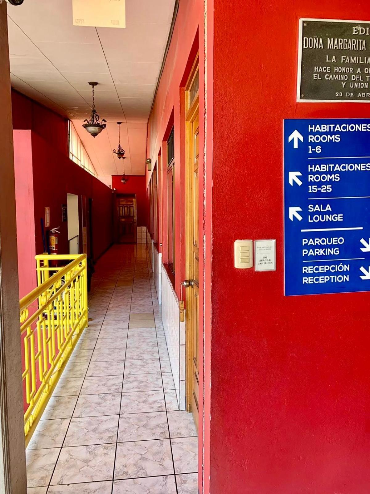 Hotel Costa Del Sol Puerto Limon Bagian luar foto